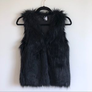 H&M Black Faux Fur Vest